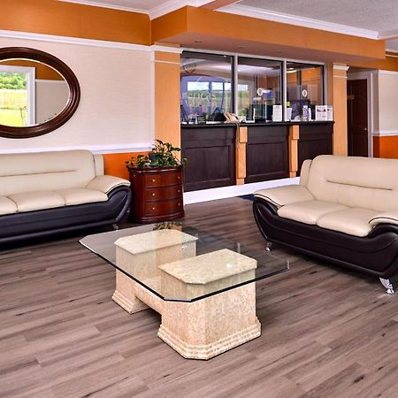 Americas Best Value Inn Richmond South Bellwood Εξωτερικό φωτογραφία